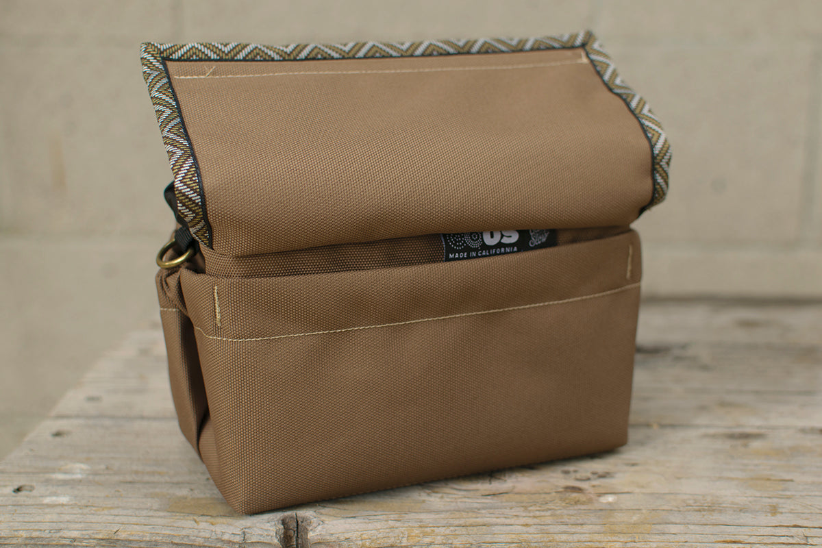 Camp + Outer Shell: Drawcord Handlebar Bag – Camp And Go Slow